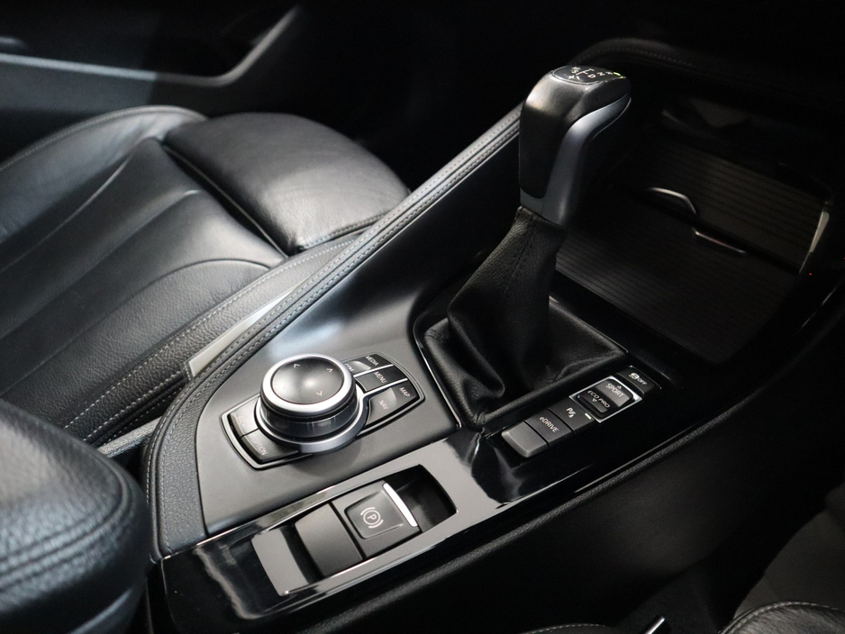 2021 BMW X1 - image 24