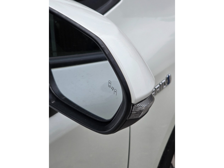 2019 Toyota Corolla - image 17