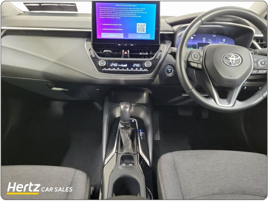 2023 Toyota Corolla - image 9