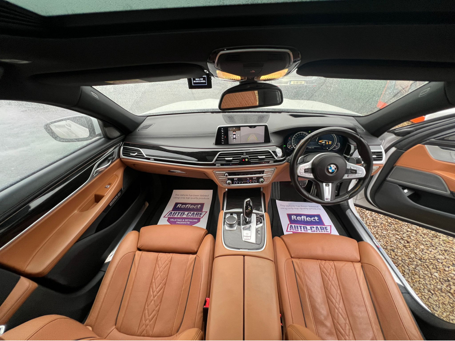 2018 BMW 7 Series ////740-D-M-SPORT//X -DRIVE///HUGE SPEC///SUNROOF//LIKE NEW////