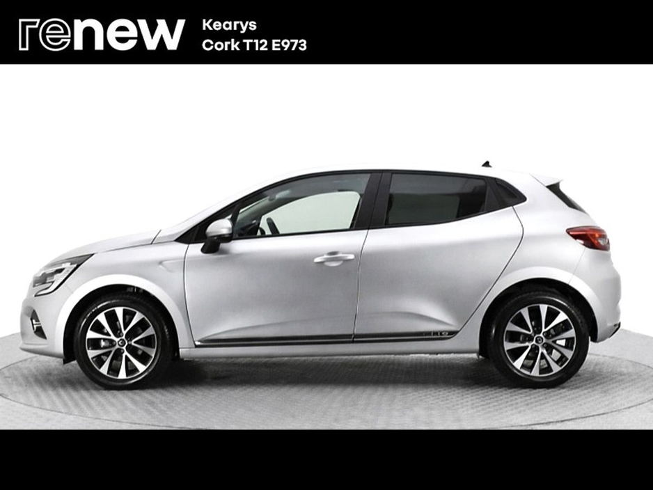 2021 Renault Clio - image 7