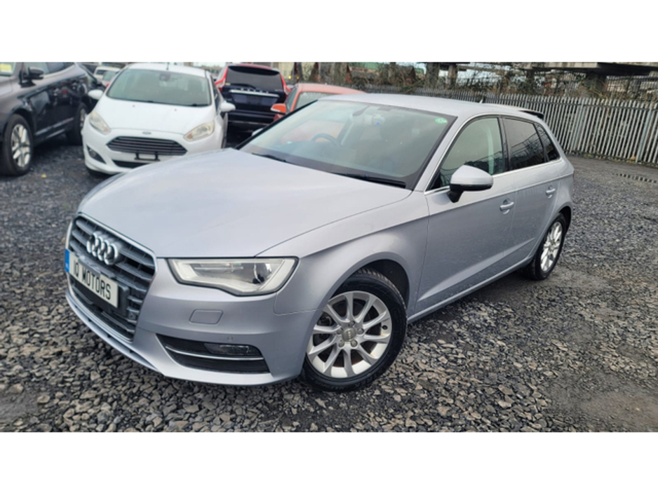 2015 Audi A3 - image 2