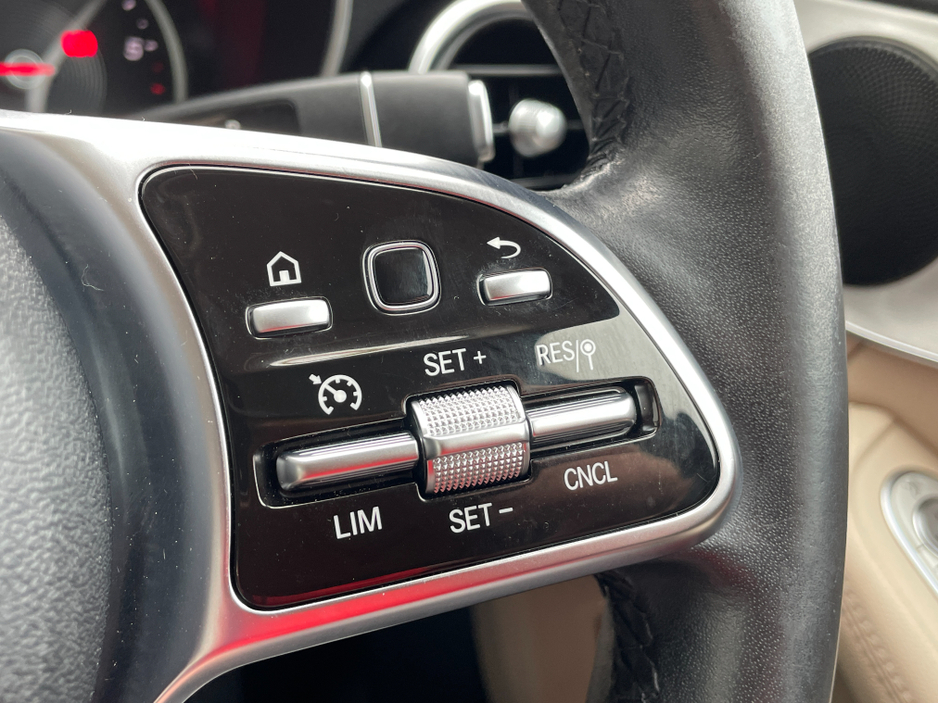 2020 Mercedes-Benz C Class - image 11