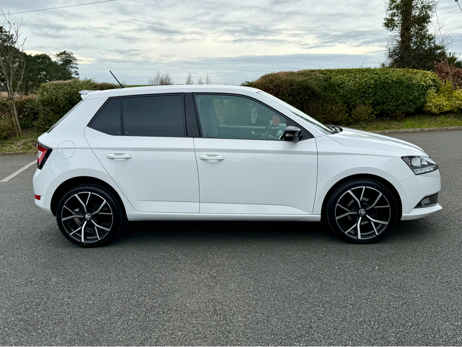 2019 Skoda Fabia - image 2