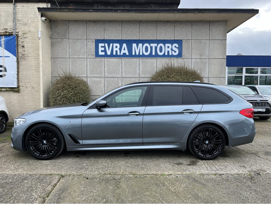 2018 BMW 5 Series - image 6