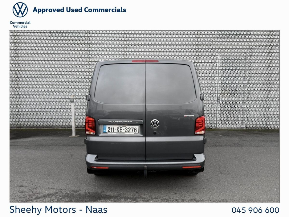 2021 Volkswagen Transporter - image 13