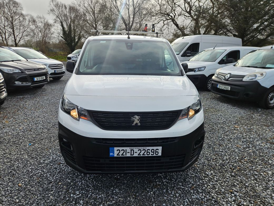 2022 Peugeot Partner Professional Plus 1.5 Blue HDI €15,990