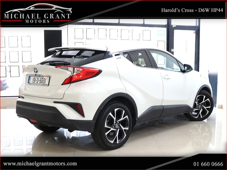 2019 Toyota C-HR - image 7