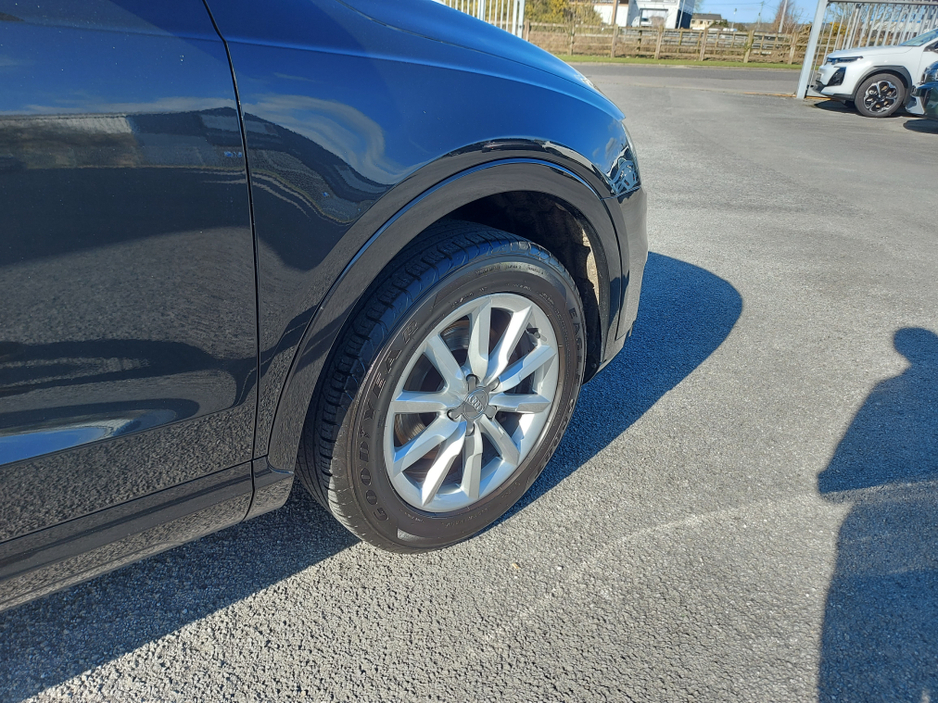 2014 Audi Q3 - image 16