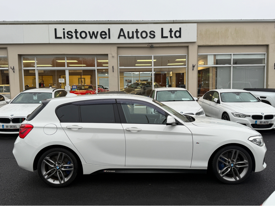 2017 BMW 1 Series 118D M SPORT * COMES WITH 2 YEAR NEW NCT, SERVICE BOOK PRESENT WITH 4 SERVICE STAMPS, REAR VIEW CAMERA, PARKING SENSORS  REAR, APPLE CARPLAY//ANDROID AUTO, ISOFIX CHILD SEAT ANCHOR POINTS* €18,950