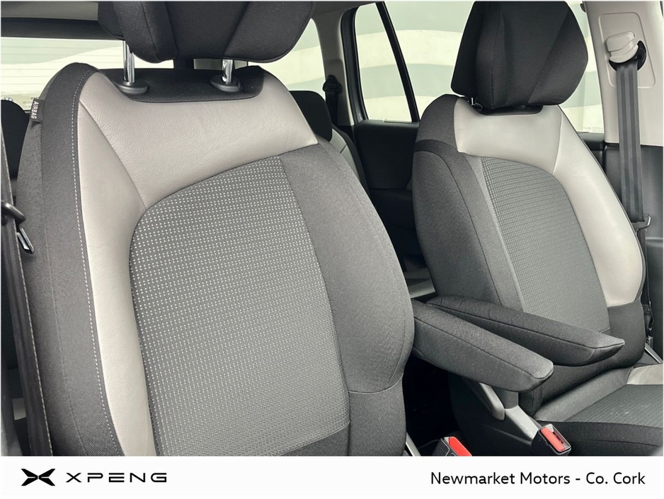 2019 Citroen C4 Picasso - image 24