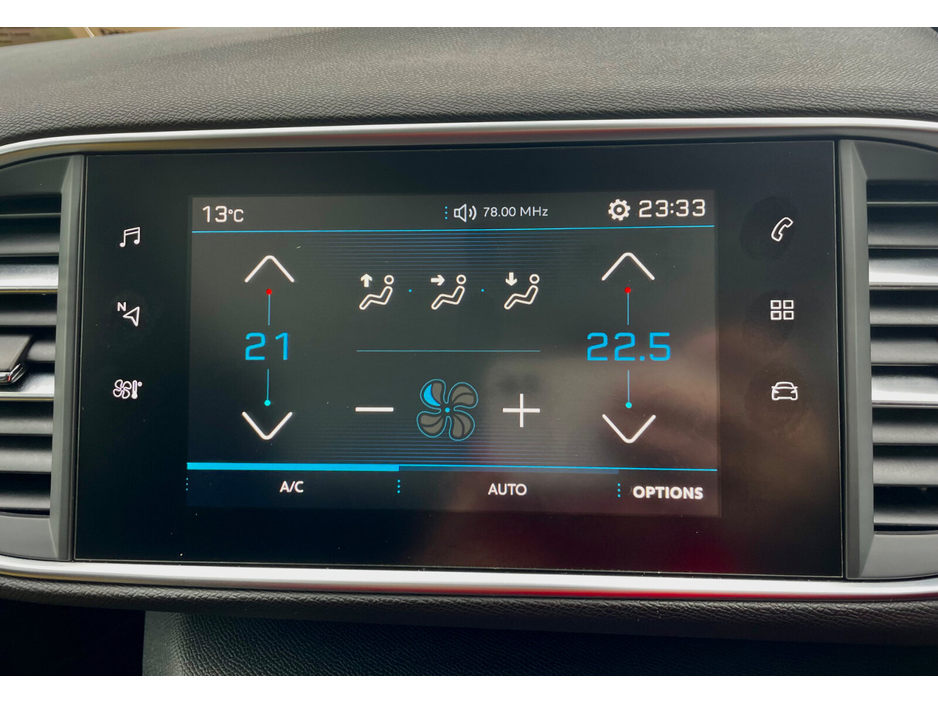 2018 Peugeot 308 - image 40