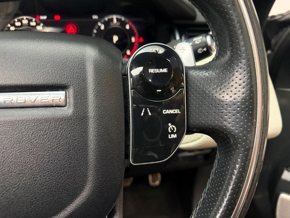 2017 Land Rover Range Rover Velar - image 18