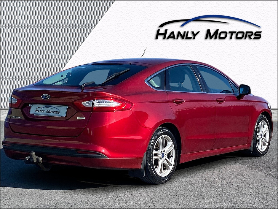 2017 Ford Mondeo - image 9