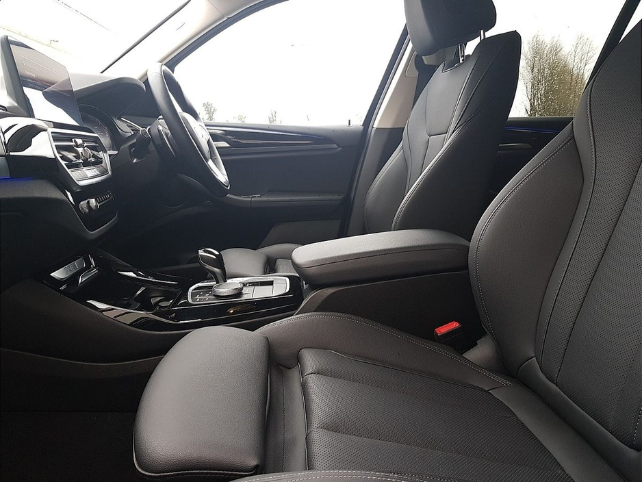 2023 BMW X3 xDrive20d xLine €59,995