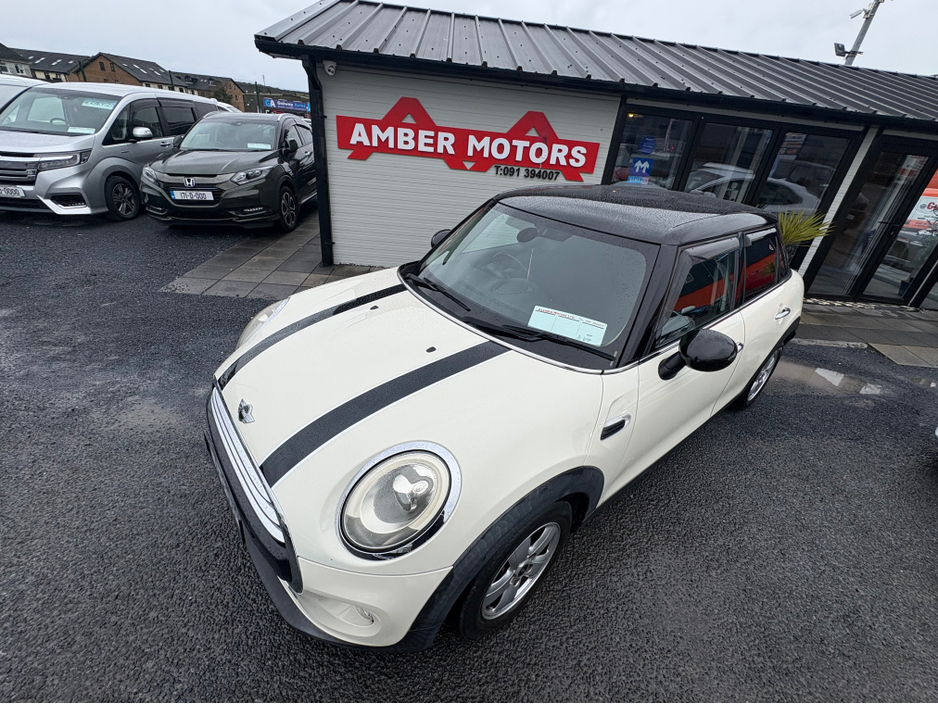 2016 MINI Cooper - image 21