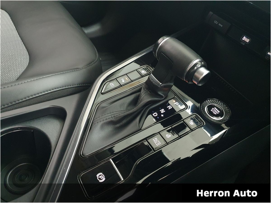 2024 Kia Niro - image 11