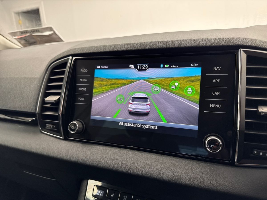 2024 Skoda Karoq 2.0TDI SEL *5.9% APR* €70 PER WEEK ON PCP €35,995