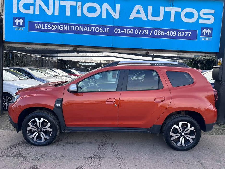 2022 Dacia Duster - image 2