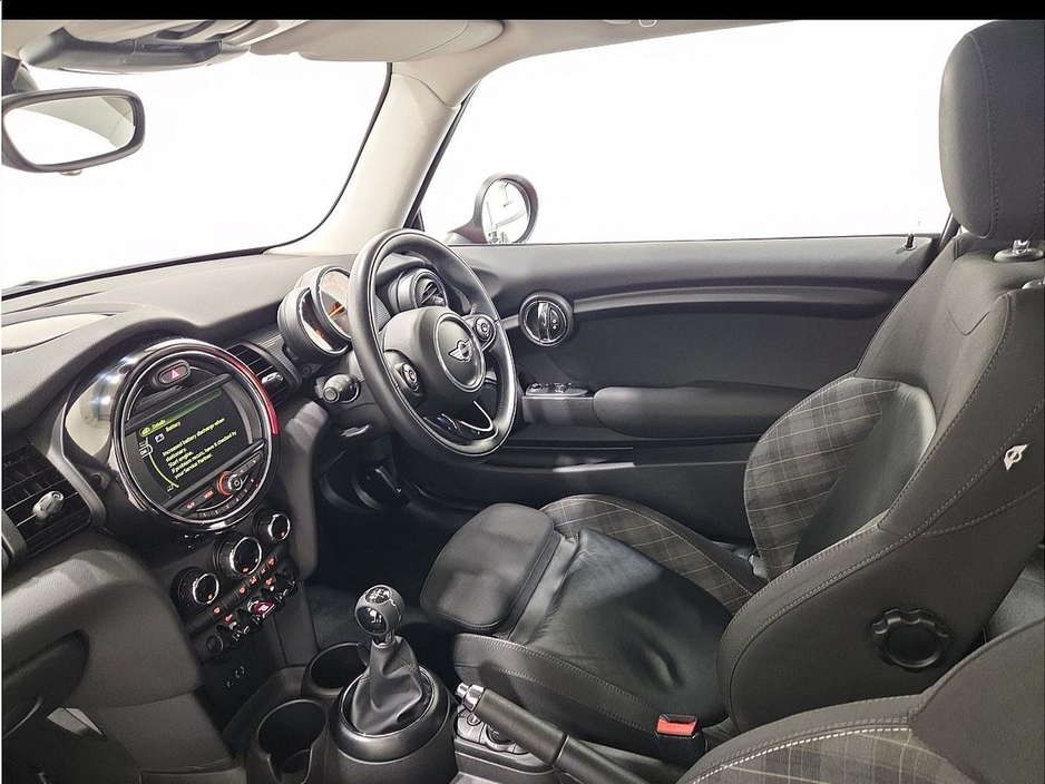 2014 MINI Hatch COOPER Cooper