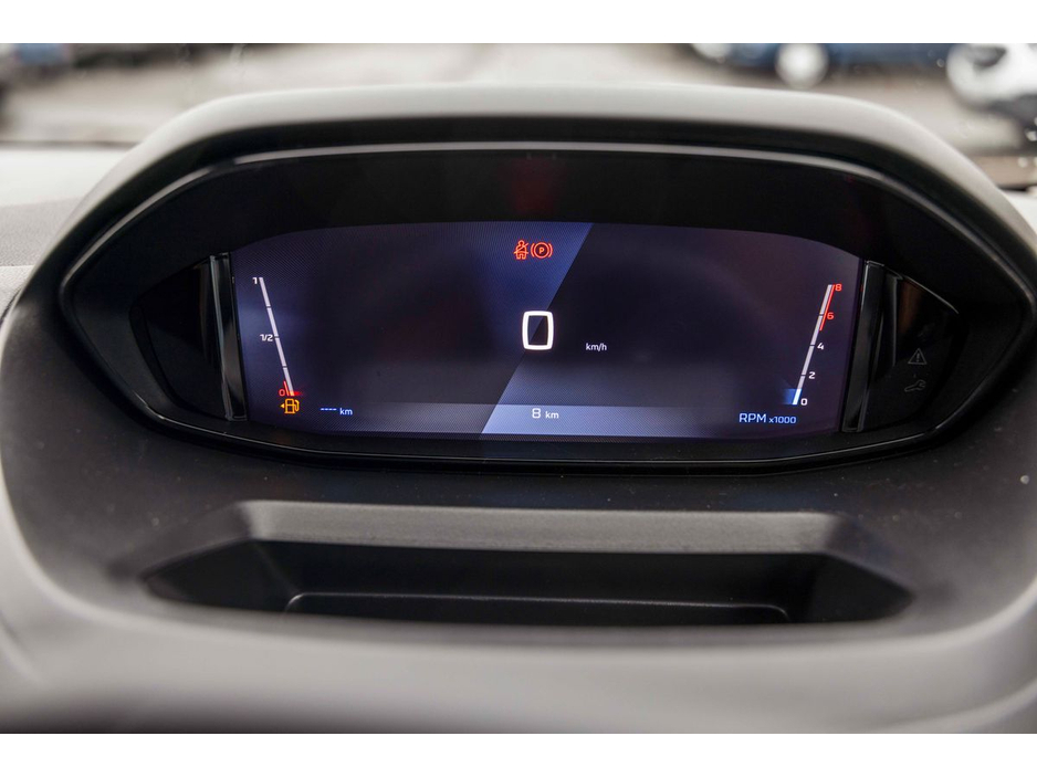 2026 Peugeot Partner - image 9