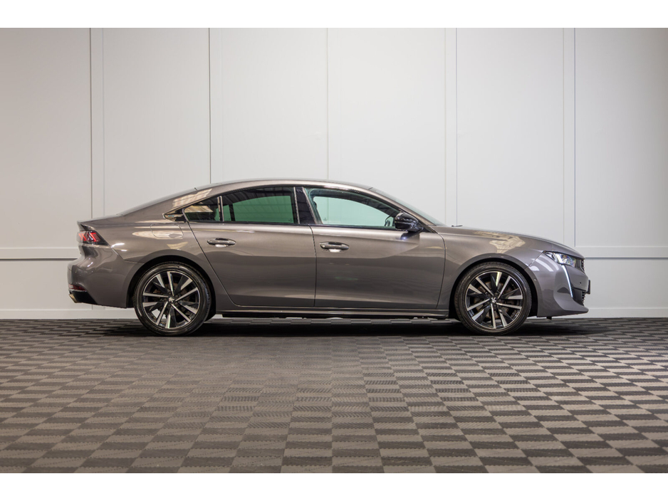 2021 Peugeot 508 - image 6