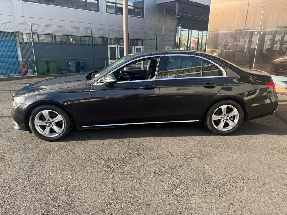 2017 Mercedes-Benz E Class - image 4