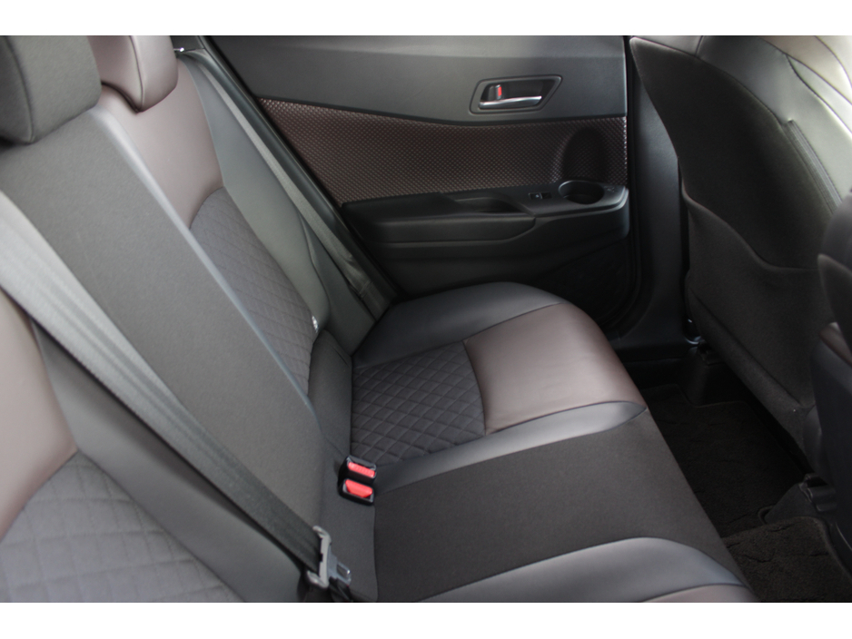 2017 Toyota C-HR - image 18