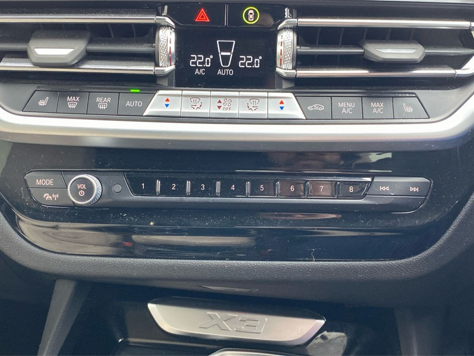 2024 BMW X3 - image 8