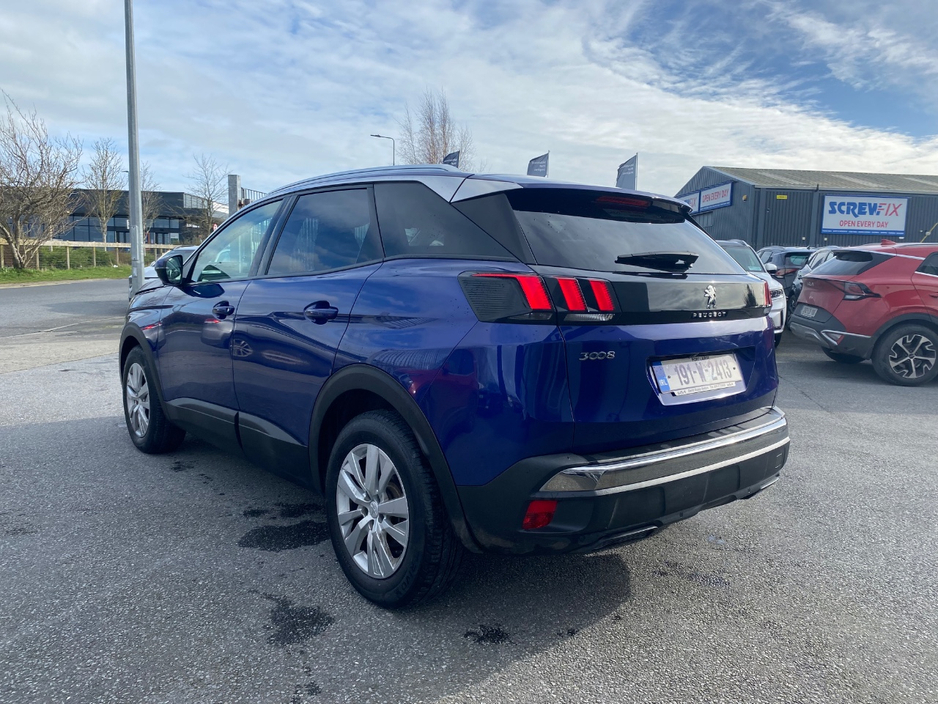 2019 Peugeot 3008 - image 7
