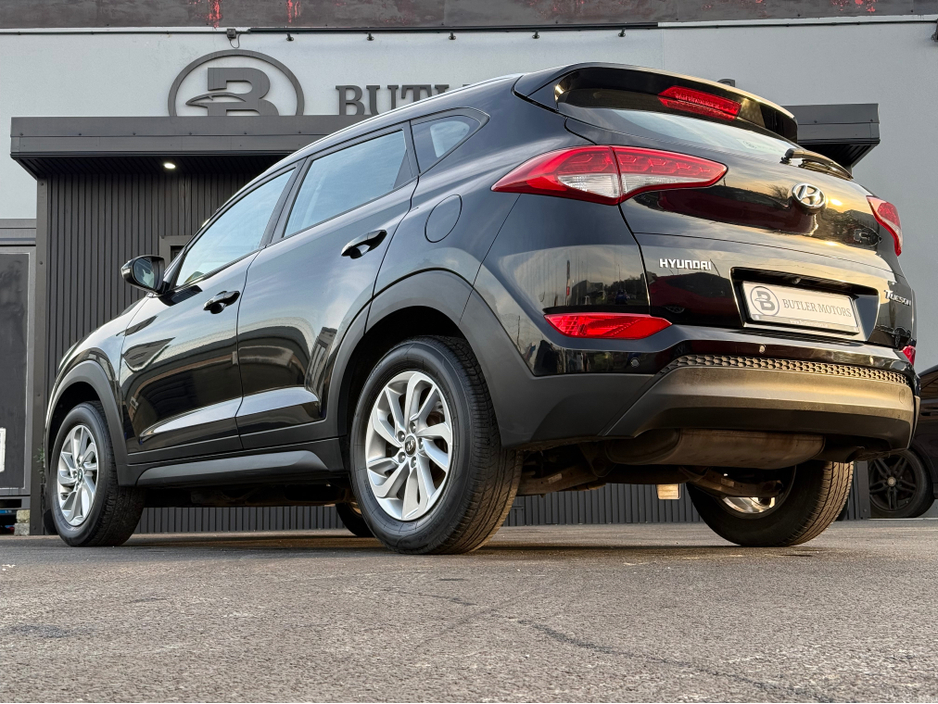 2017 Hyundai Tucson - image 8