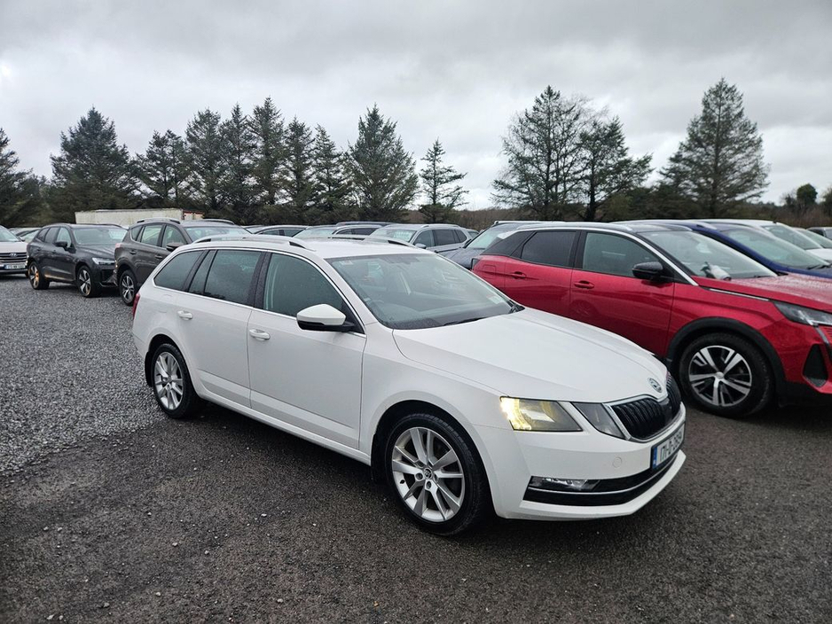 2017 Skoda Octavia COM Style 1.6tdi 115HP 4DR €15,990