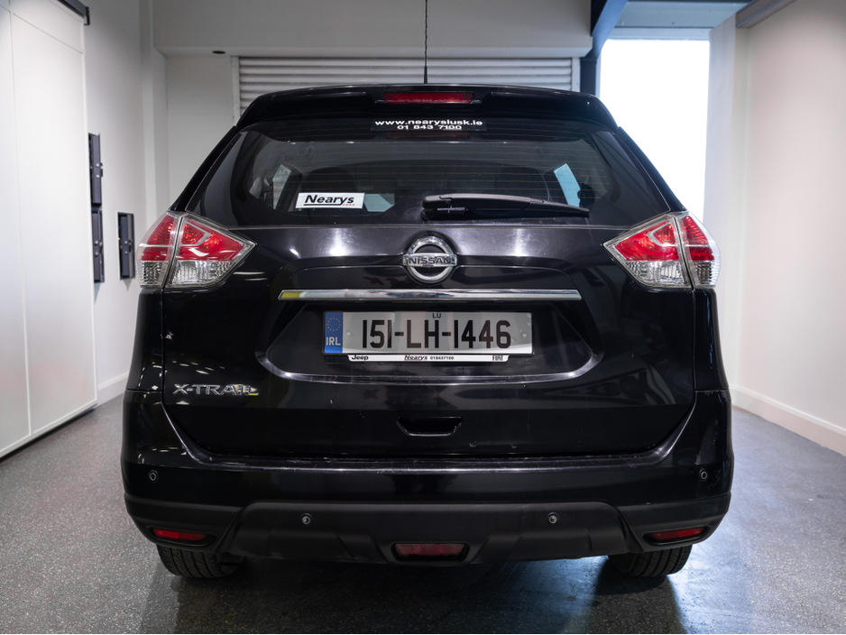 2015 Nissan X-Trail - image 5