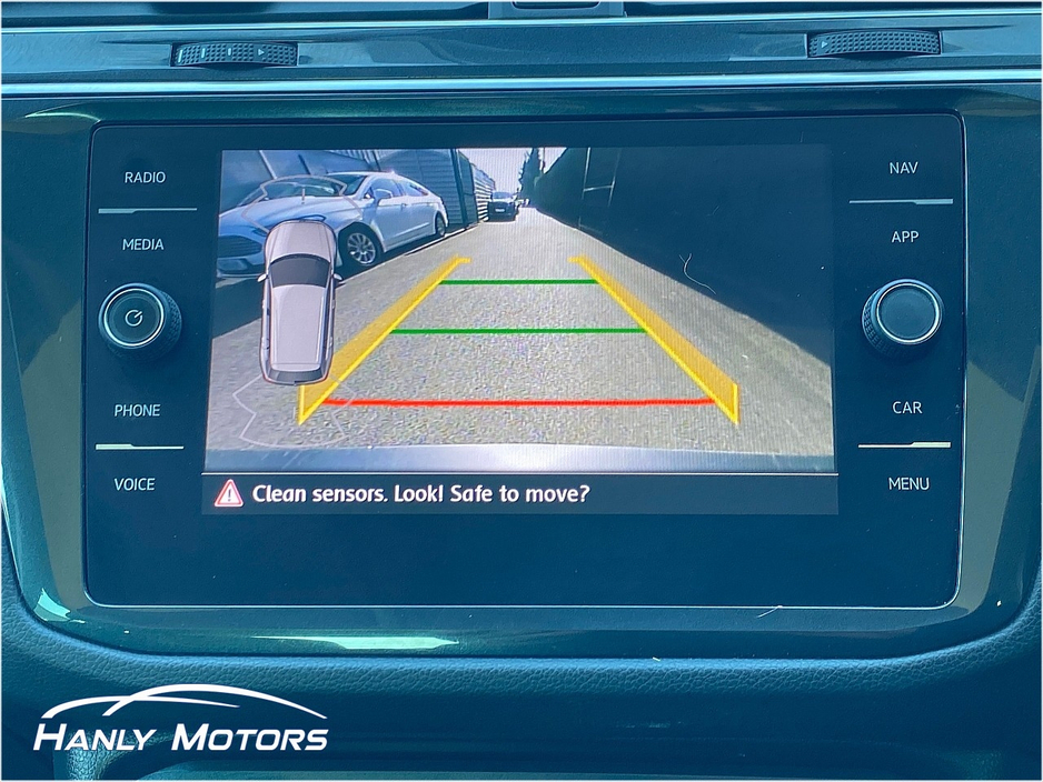 2020 Volkswagen Tiguan - image 21