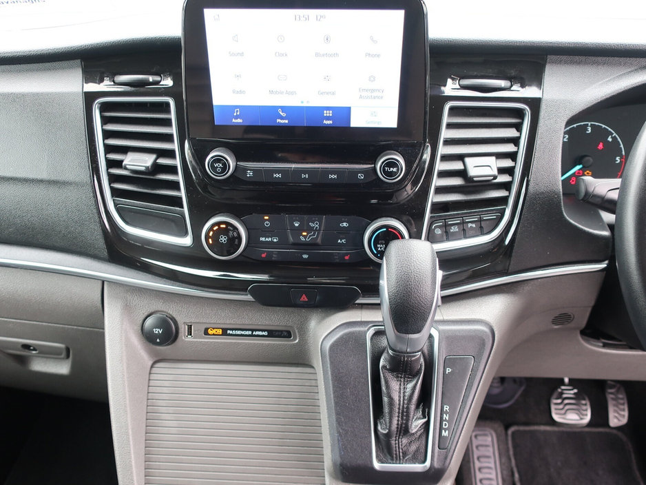 2023 Ford Tourneo - image 15