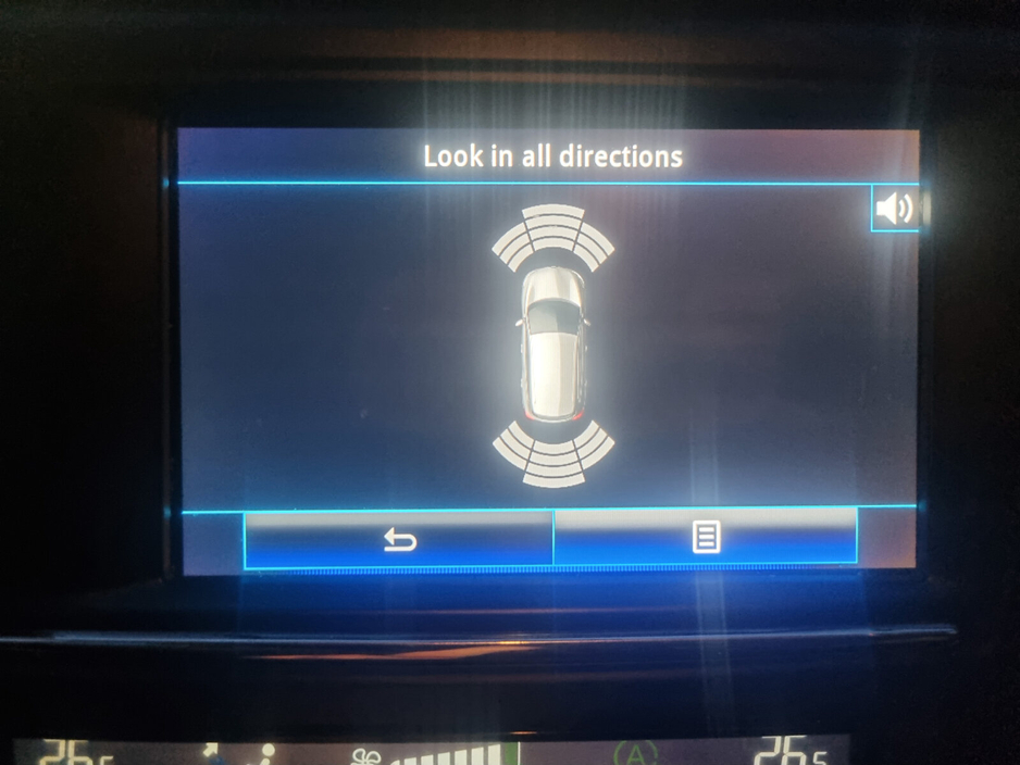 2017 Renault Kadjar - image 13