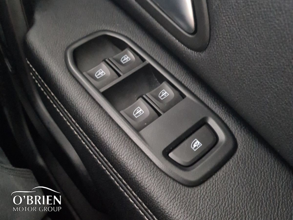 2022 Dacia Duster - image 20