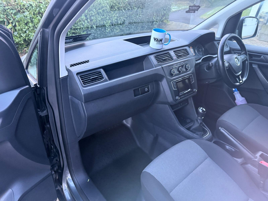 2019 Volkswagen Caddy C20 TRENDLINE TDI 102 €12,560