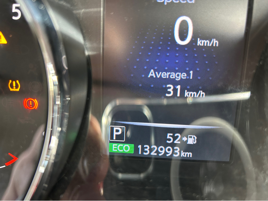 2015 Nissan Pulsar - image 14