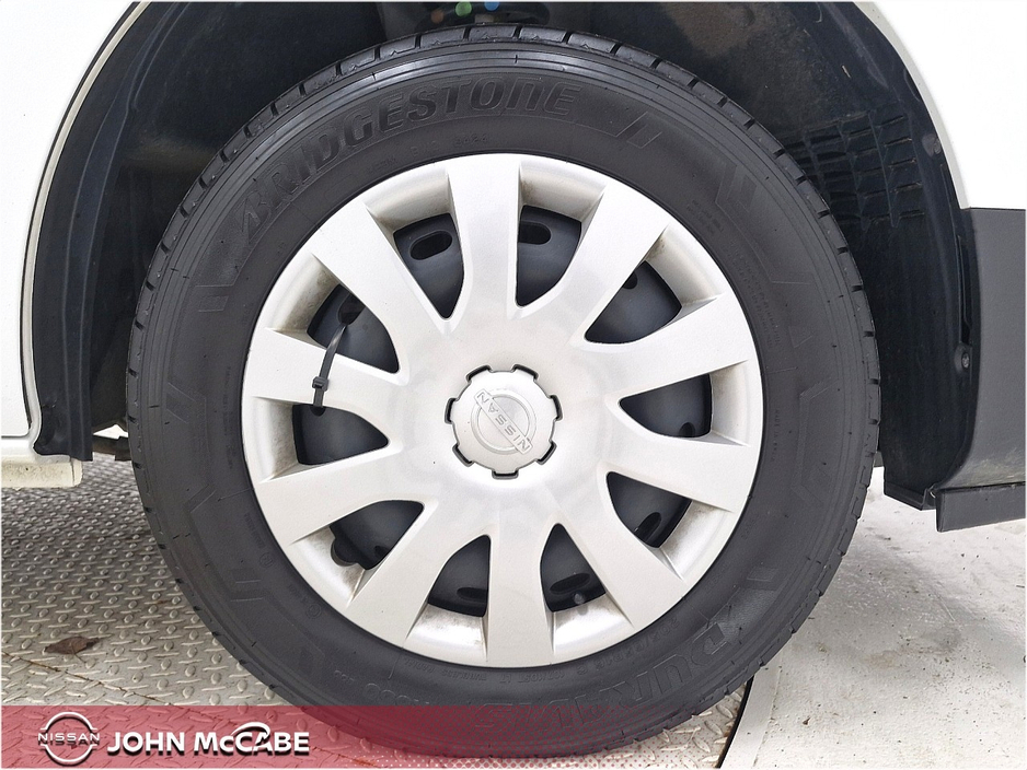 2025 Nissan Primastar - image 30