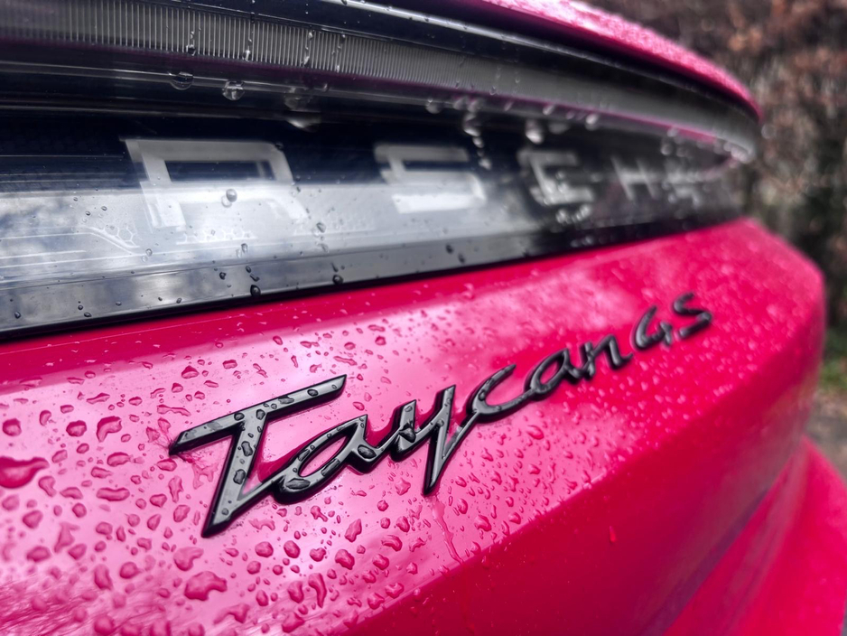 2021 Porsche Taycan - image 12