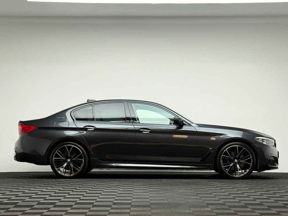 2018 BMW 5 Series 530E M SPORT €26,990