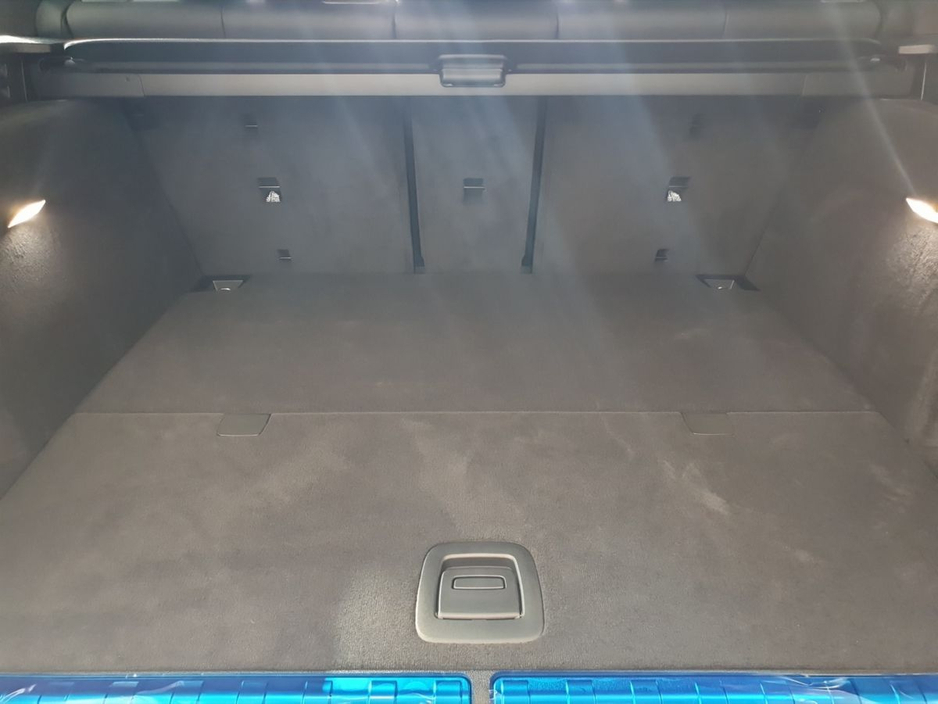 2026 BMW X5 - image 5