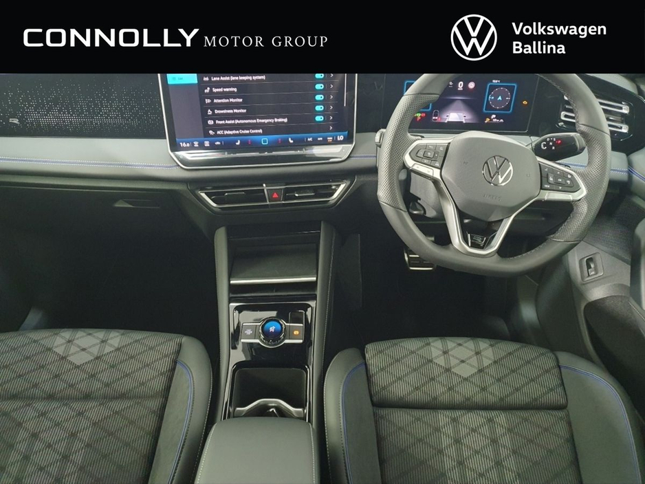 2026 Volkswagen Tiguan R-LINE