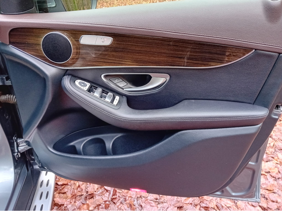 2016 Mercedes-Benz GLC Class GLC 220 D 4MATIC EXCLUSIVE 5DR AUTO @ REDDY2DRIVE LTD €22,850