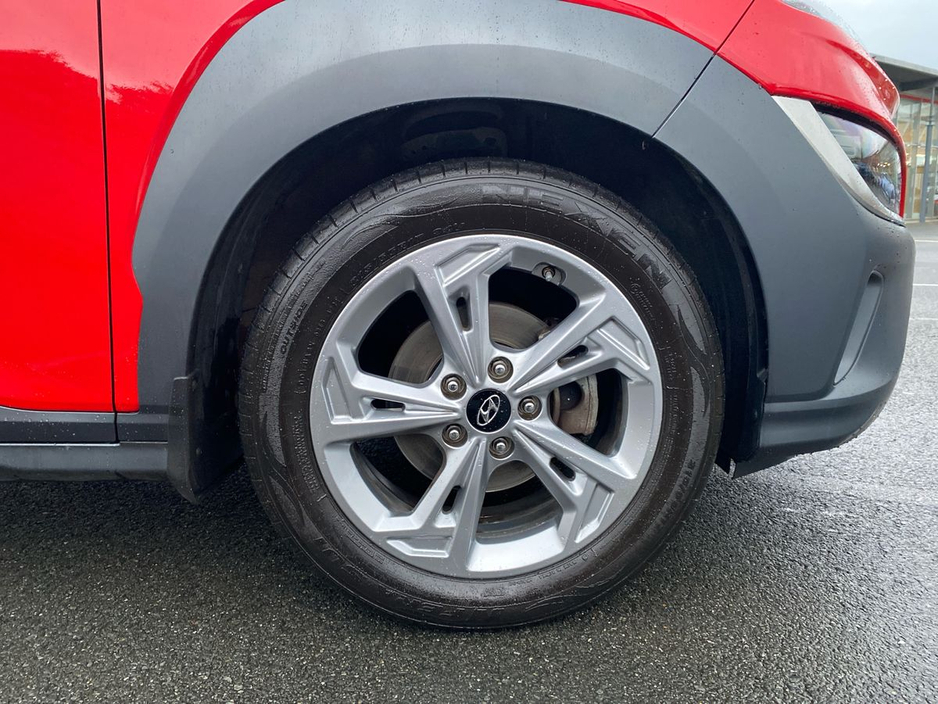 2022 Hyundai Kona - image 5