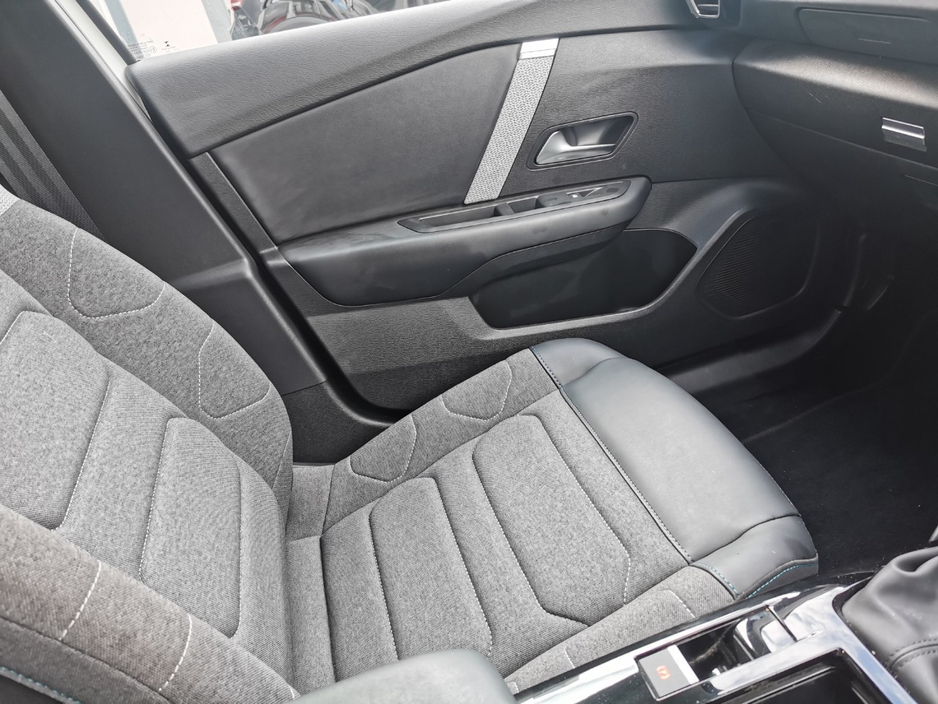 2022 Citroen C4 - image 15