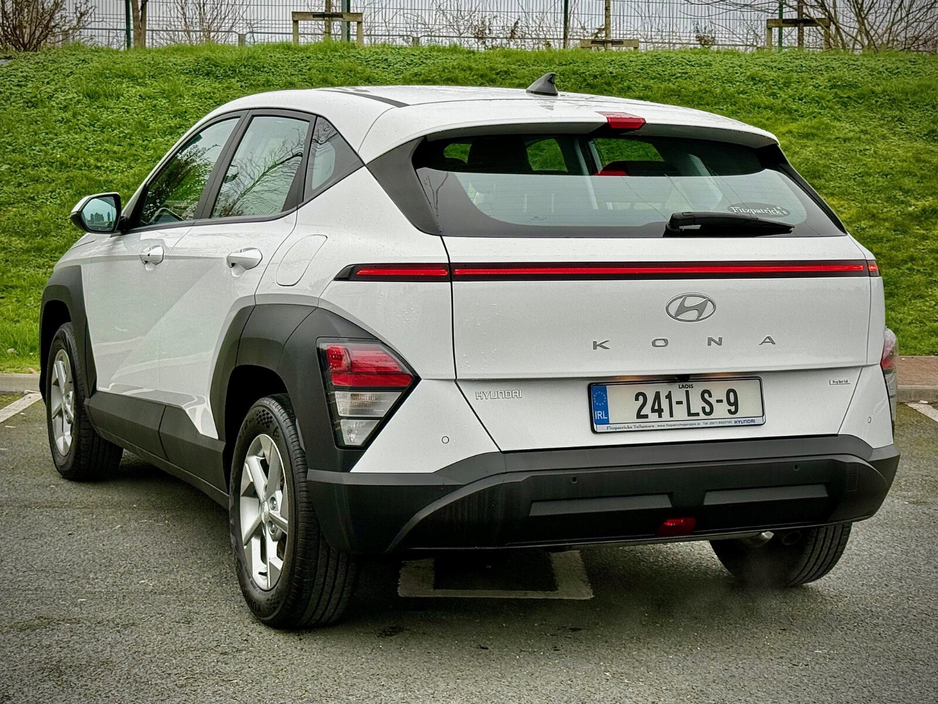 2024 Hyundai Kona 1.6 HYBRID Signature Auto €30,950
