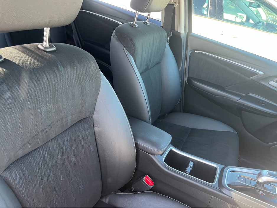 2020 Honda Shuttle - image 9