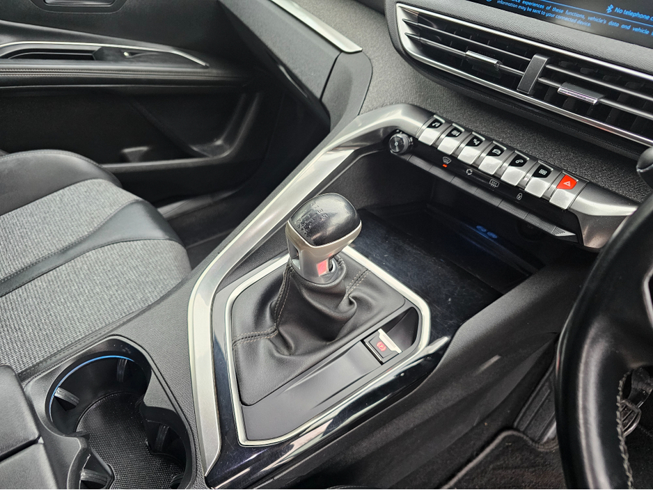 2019 Peugeot 5008 ALLURE 1.5 BLUE HDI 130 6 6.2 4DR €19,950